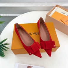 Louis Vuitton Flat Shoes